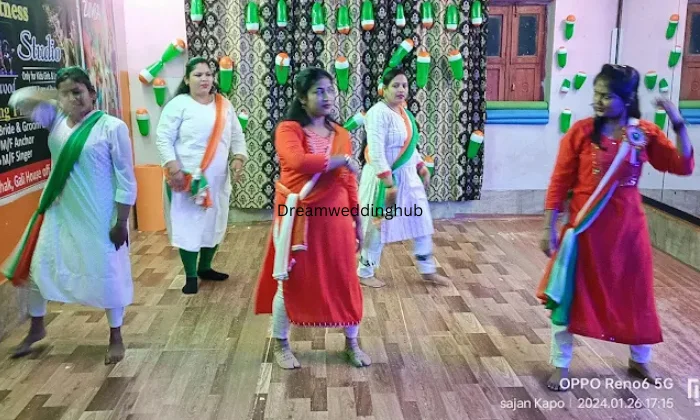 New style dance point